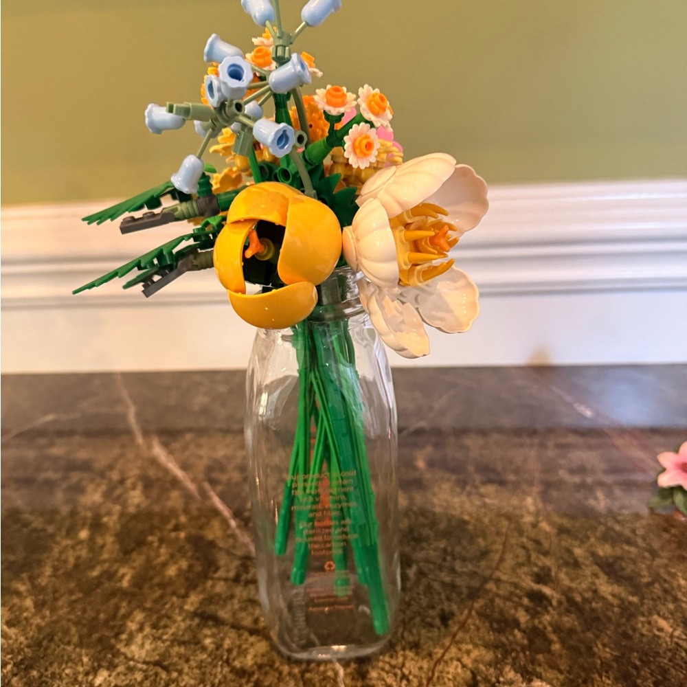 LEGO Botanical Wildflower Bouquet + Erewhon Glass Vase Decor - Picture 3 of 4